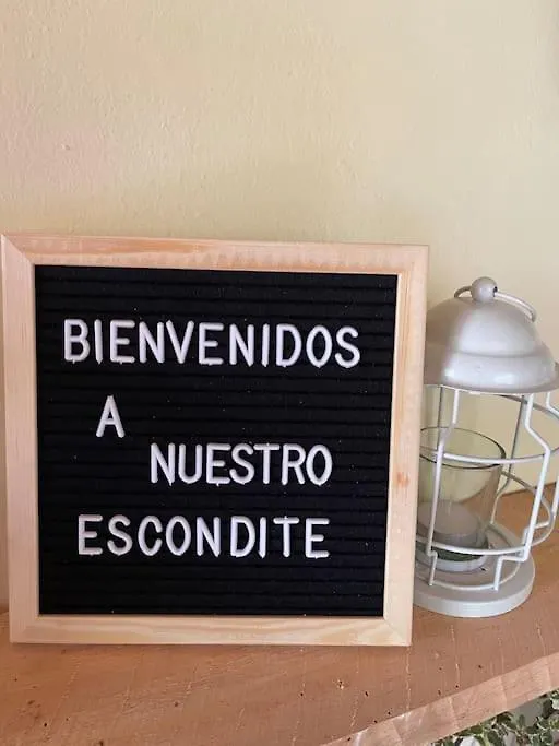 ¡El Escondite Santa Elena! 麦德林 0*,